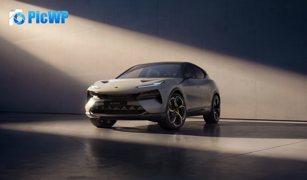 Lotus Eletre Electric SUV 8K PC Wallpaper