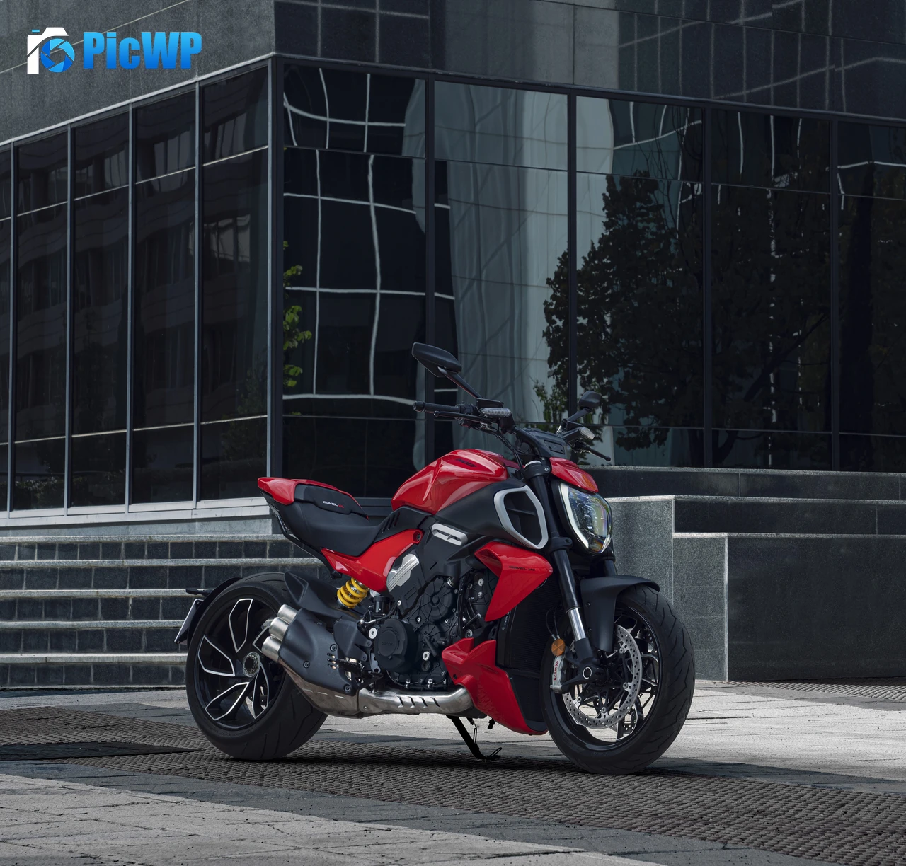 Ducati Diavel V4 6K PC Wallpaper