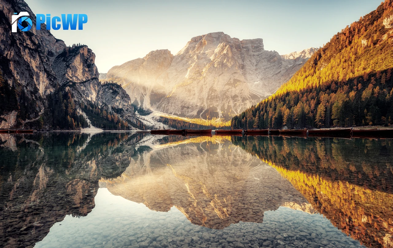 Pragser Wildsee Scenic 8K PC Wallpaper
