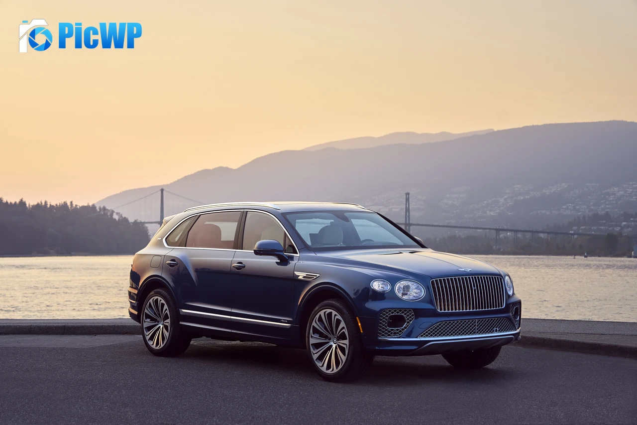 Bentley Bentayga EWB Azure First Edition 5K PC Wallpaper