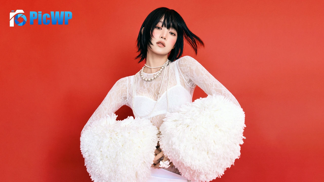 Minnie Thai singer 6K PC Wallpaper