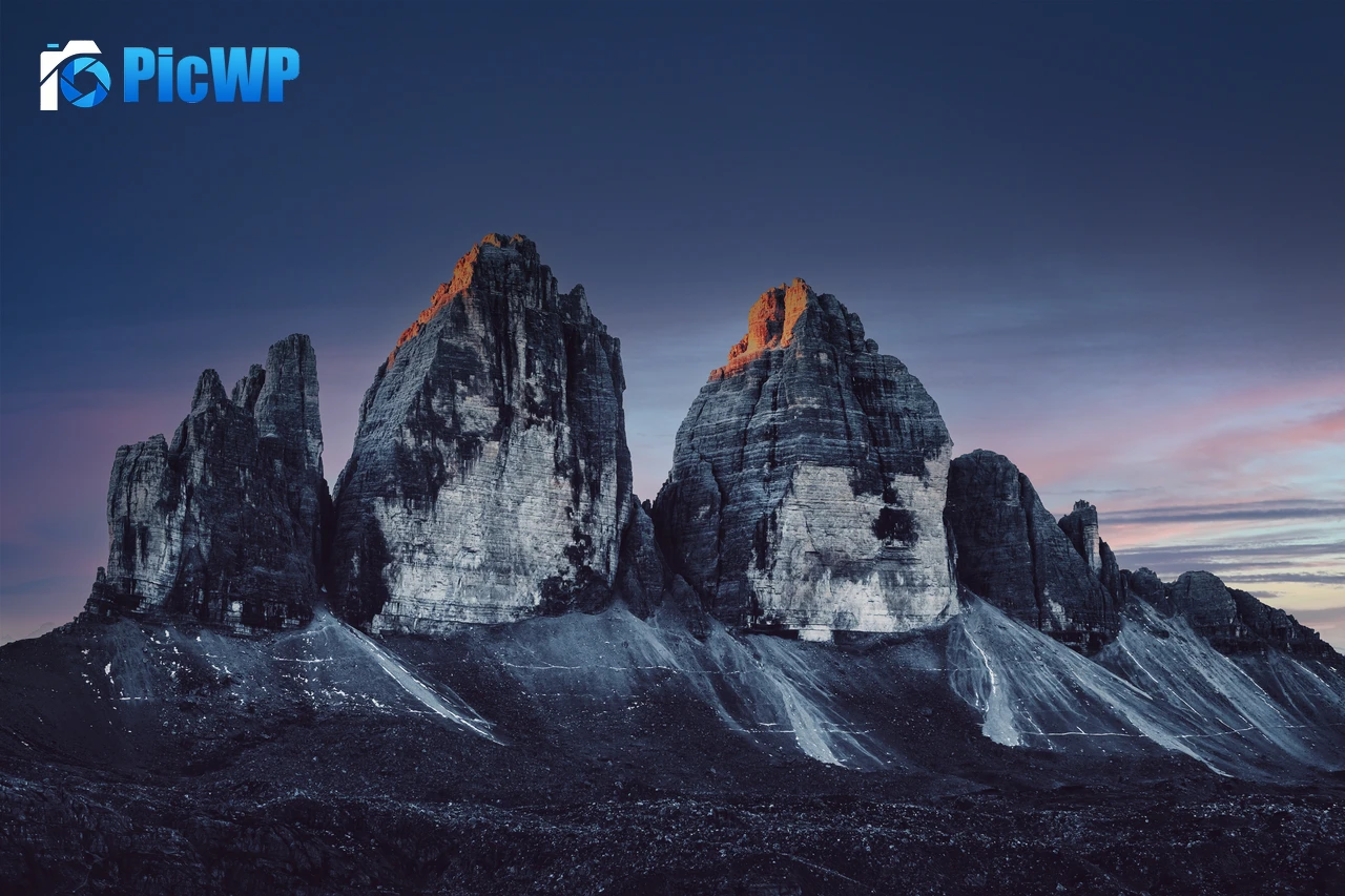 Three peaks of Lavaredo Dolomite mountains 6K PC Wallpaper