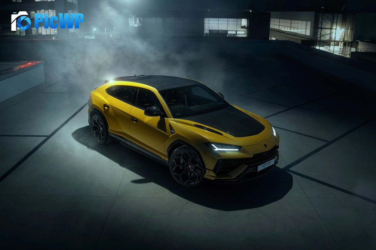Lamborghini Urus Performante 2022 9K PC Wallpaper