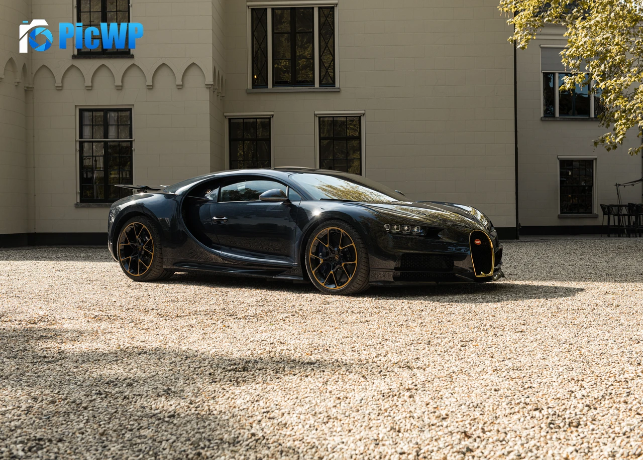 Bugatti Chiron LEbe Hypercars 8K PC Wallpaper