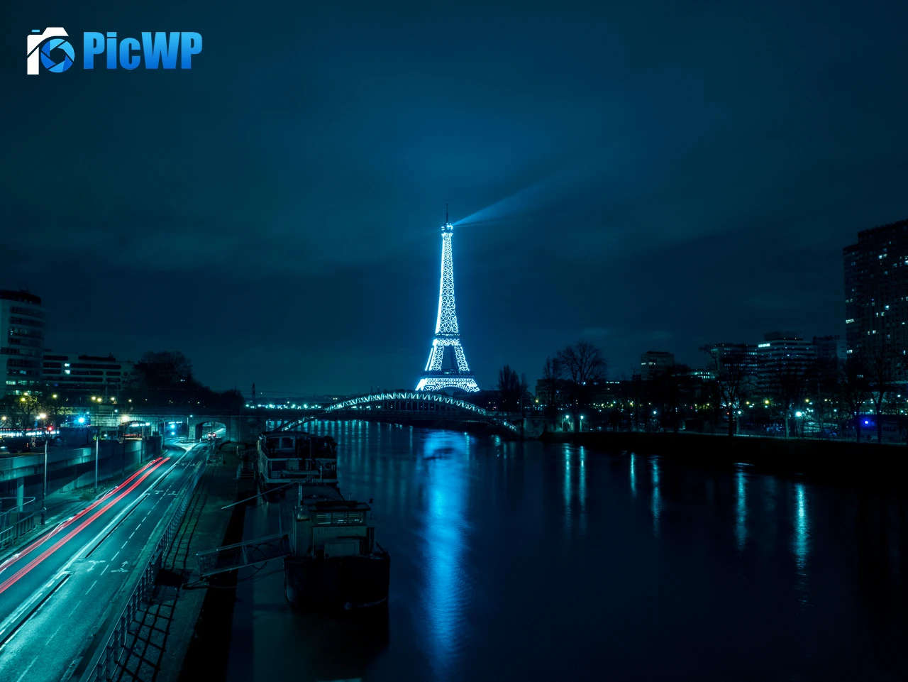 Eiffel Tower France 5K PC Wallpaper
