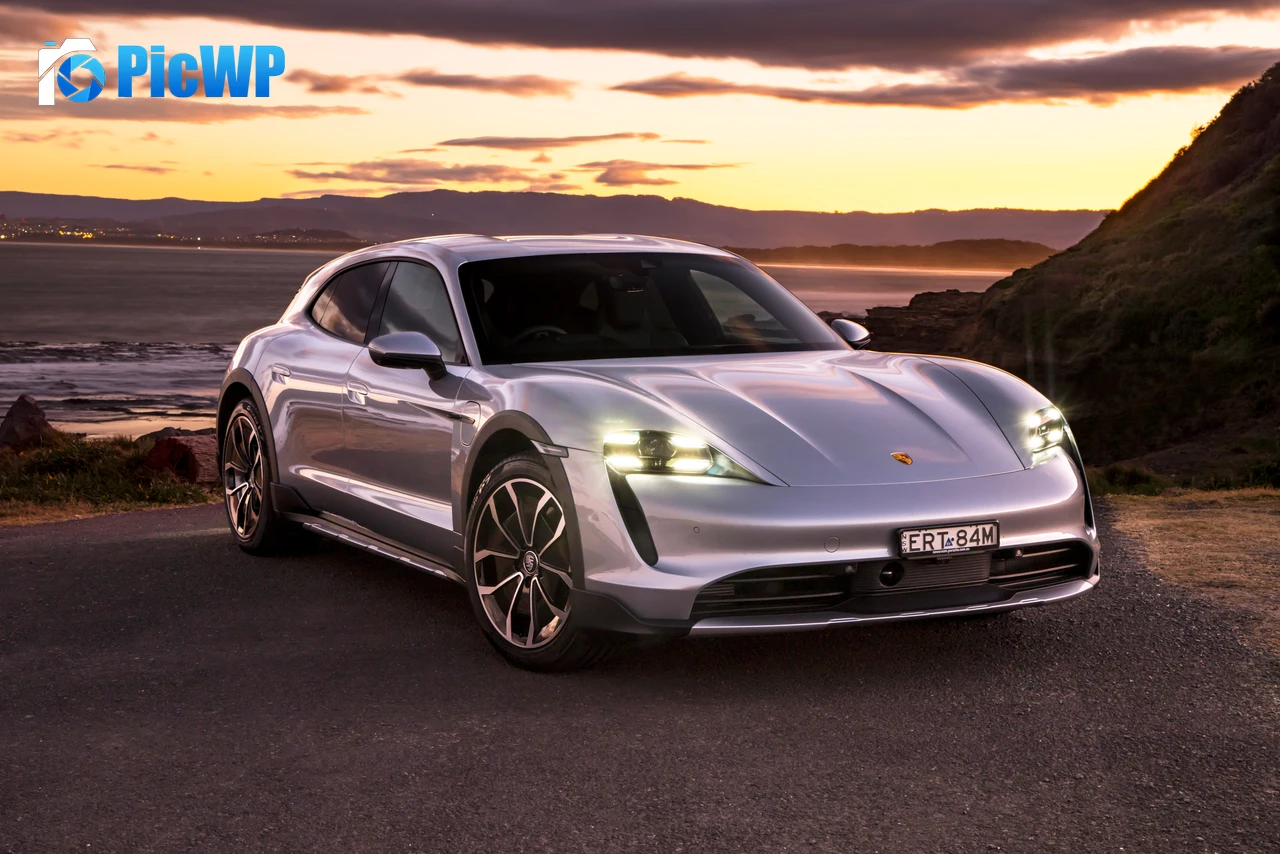 Porsche Taycan 4 Cross Turismo 2022 8K PC Wallpaper