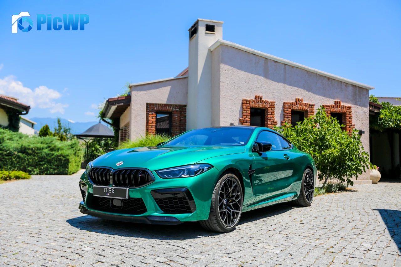 BMW M8 Competition Coupé 2022 6K PC Wallpaper