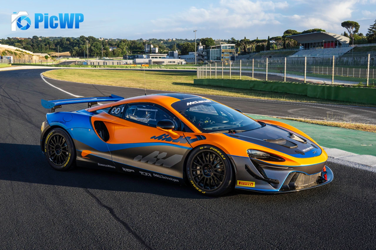 McLaren Artura GT4 Sports cars 7K PC Wallpaper
