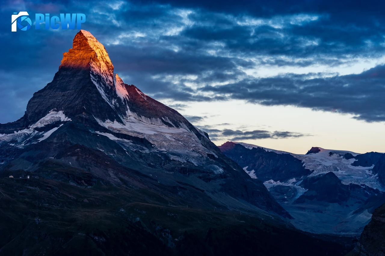 Matterhorn Alpenglow 6K PC Wallpaper