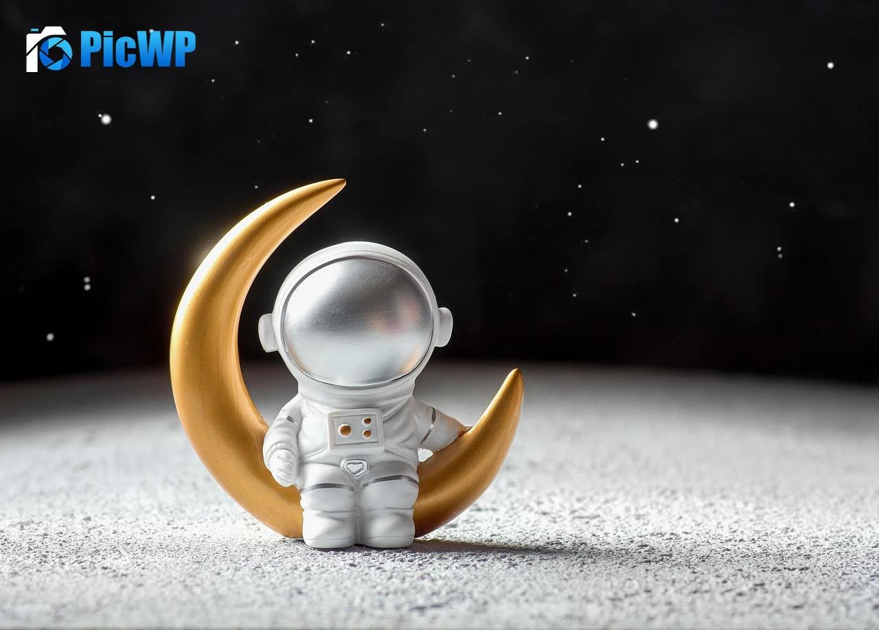 Robot Astronaut 5K PC Wallpaper