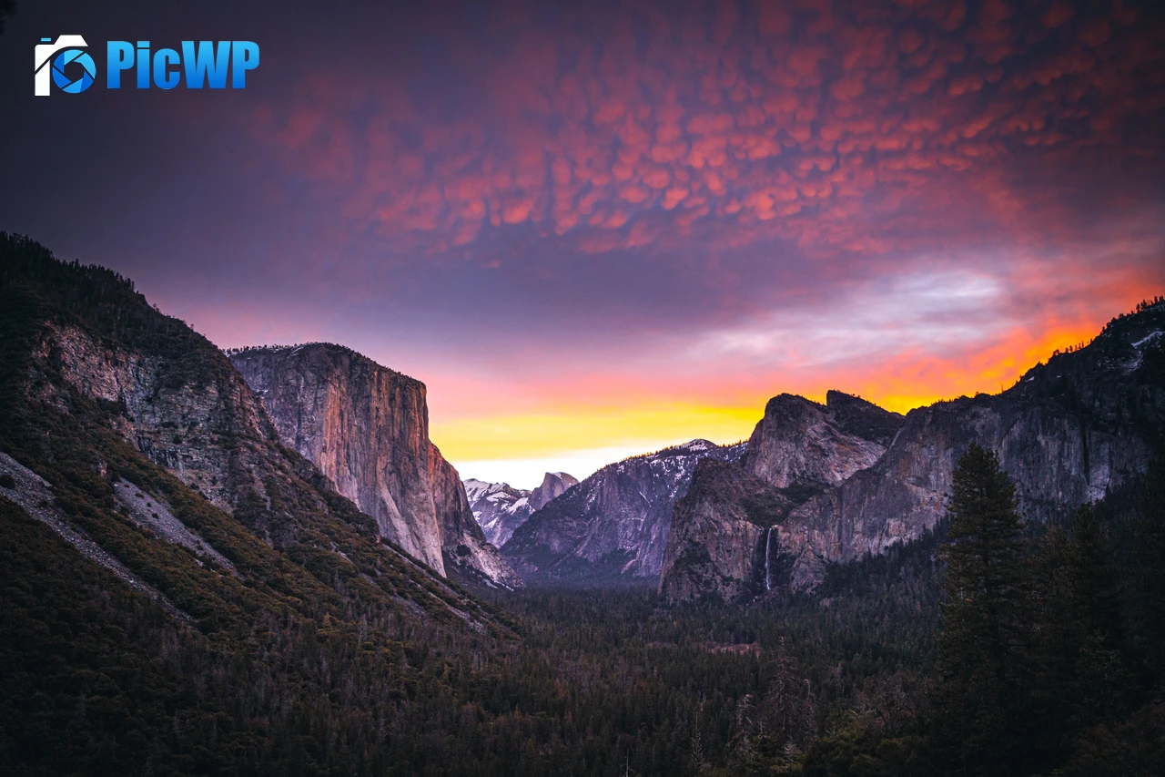 Yosemite National Park 6K PC Wallpaper