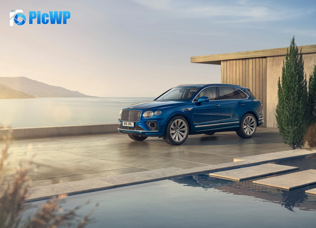 Bentley Bentayga Azure Luxury SUV 8K PC Wallpaper