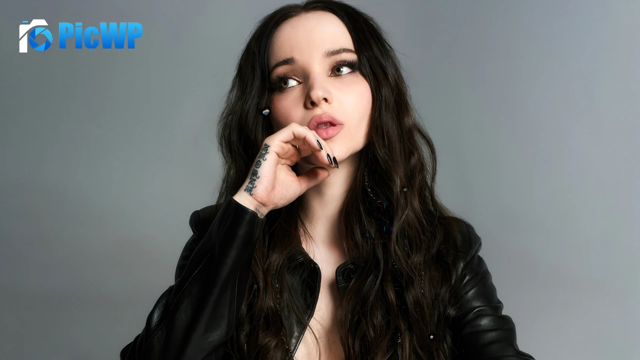 Dove Cameron 2024 6K PC Wallpaper