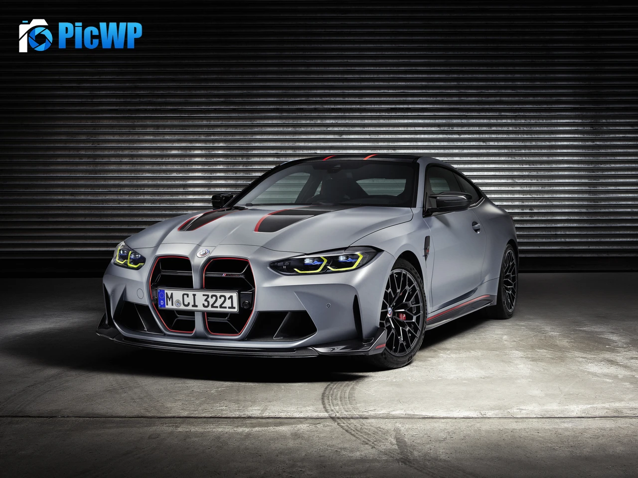 BMW M4 CSL 2022 5K PC Wallpaper