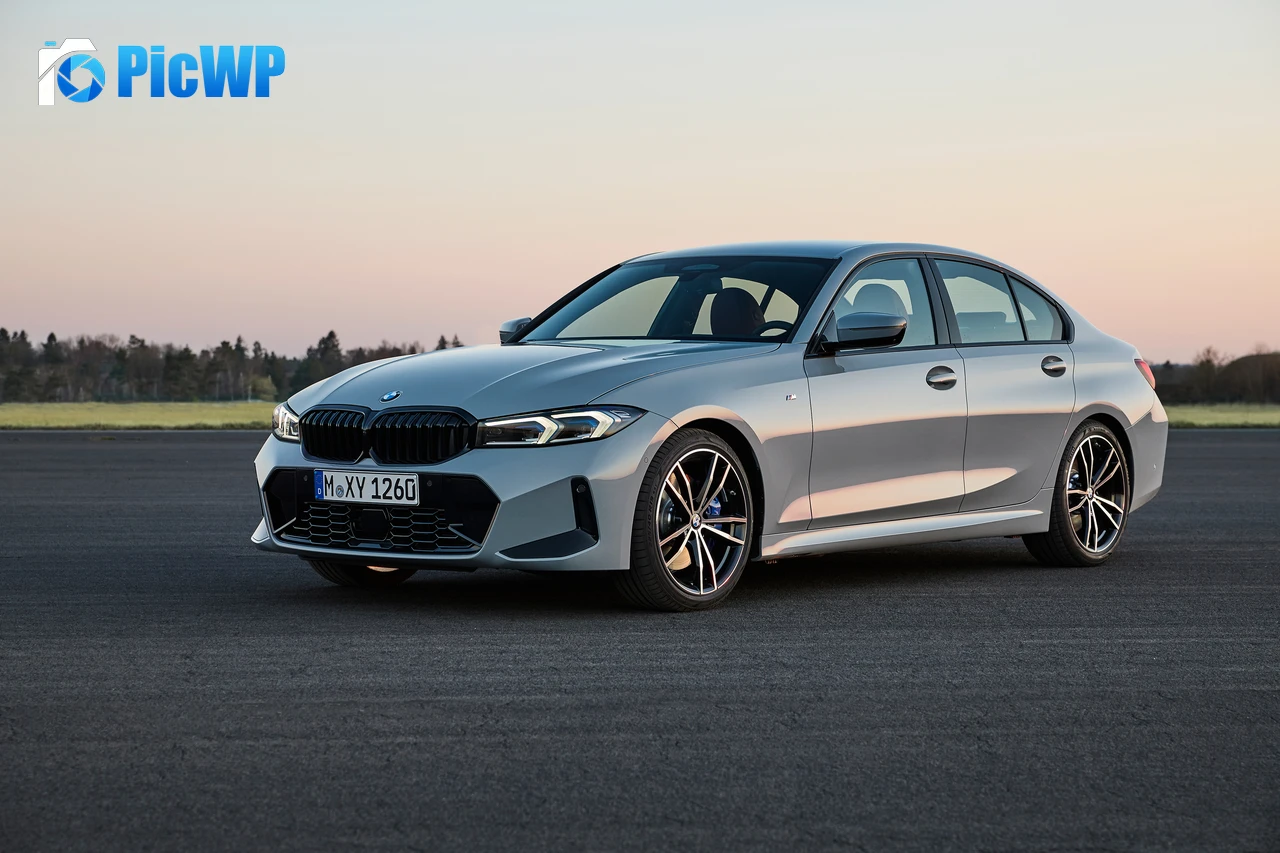 BMW 330i M Sport 2022 5K PC Wallpaper