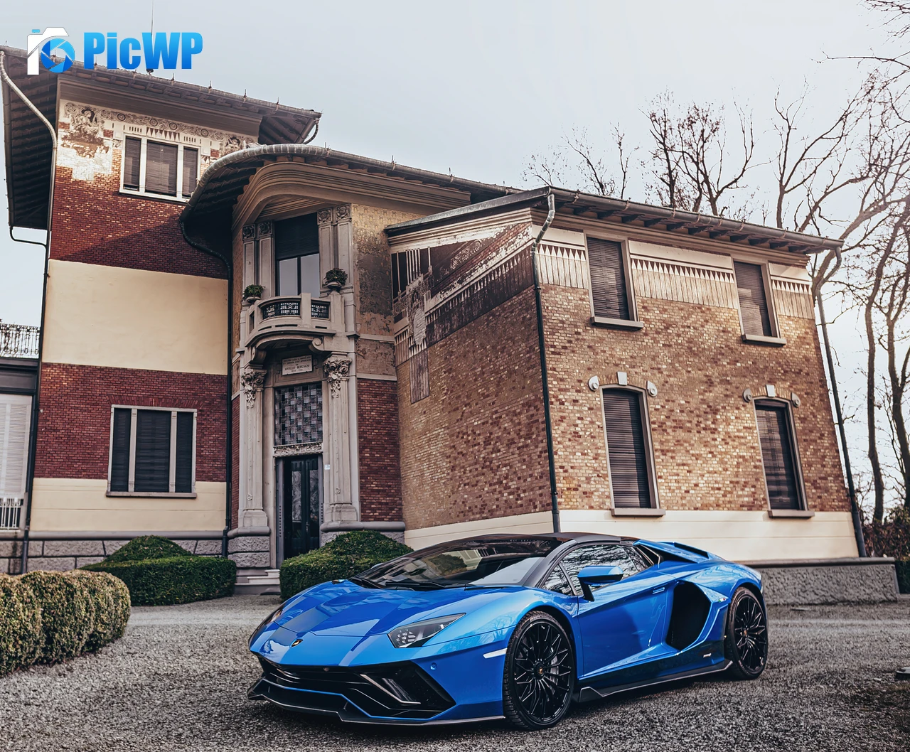 Lamborghini Aventador LP 780-4 Ultimae Roadster 2022 4K PC Wallpaper