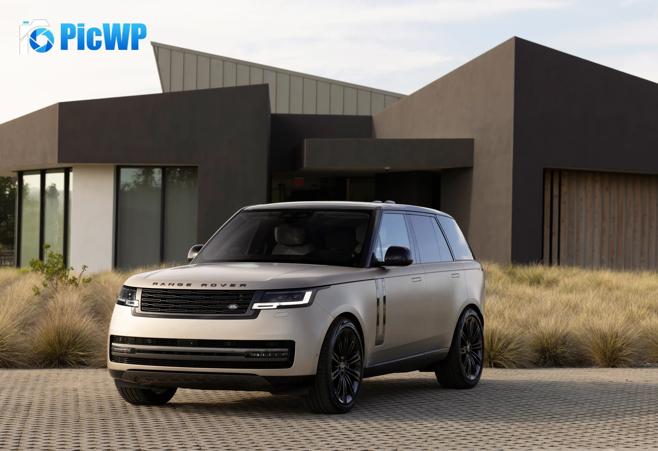 Land Rover Range Rover P530 First Edition 8K PC Wallpaper