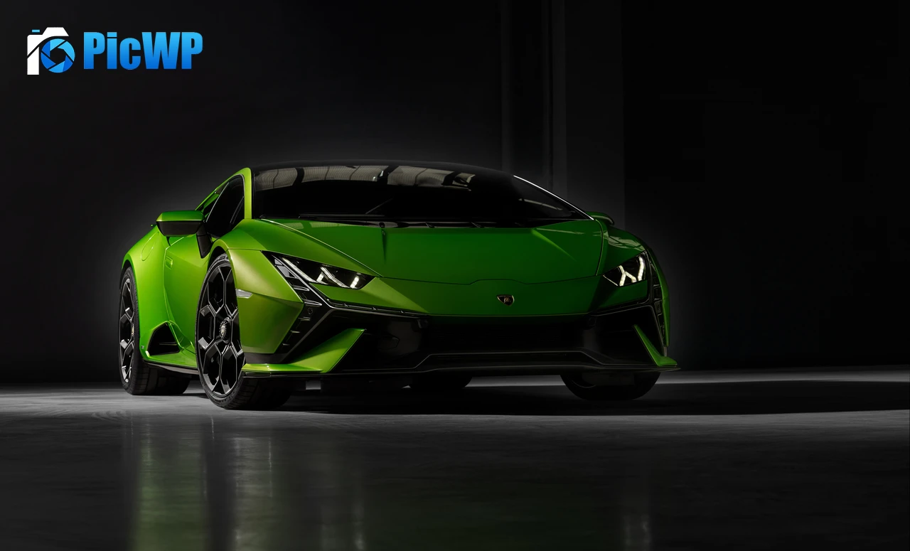 Lamborghini Huracán Tecnica Dark aesthetic 8K PC Wallpaper