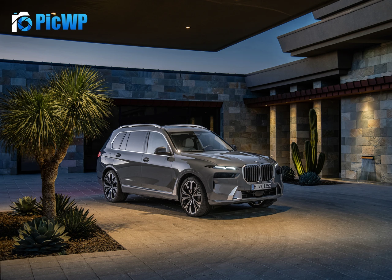 BMW X7 xDrive40i 6K PC Wallpaper