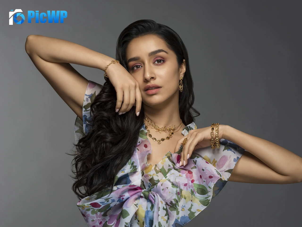 Shraddha Kapoor Indian actress 4K PC Wallpaper