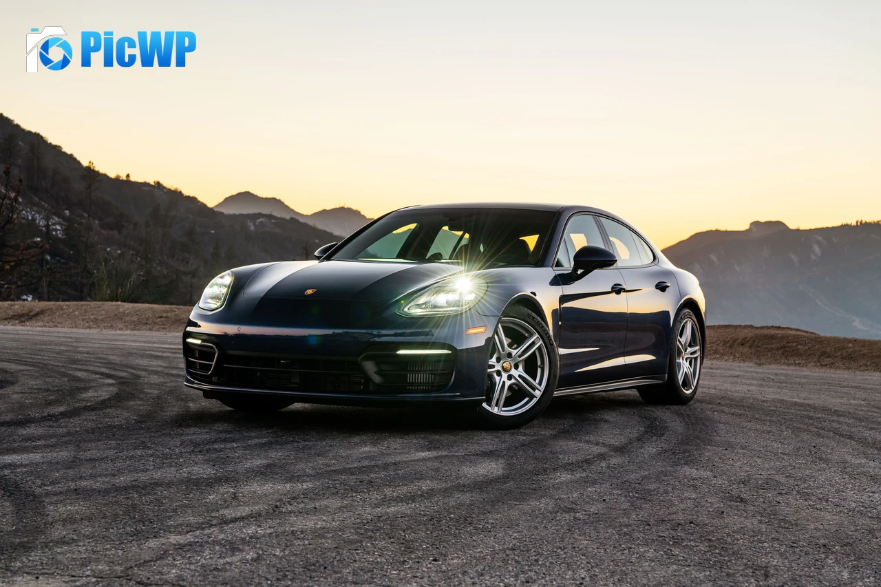 Porsche Panamera Sports cars 9K PC Wallpaper