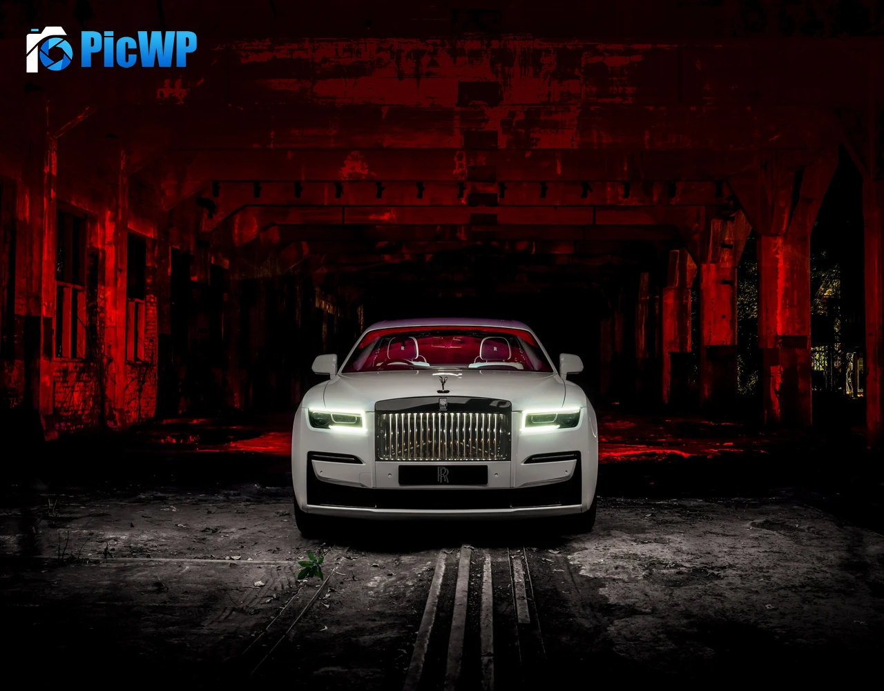 Rolls-Royce Black Badge Ghost 2022 6K PC Wallpaper