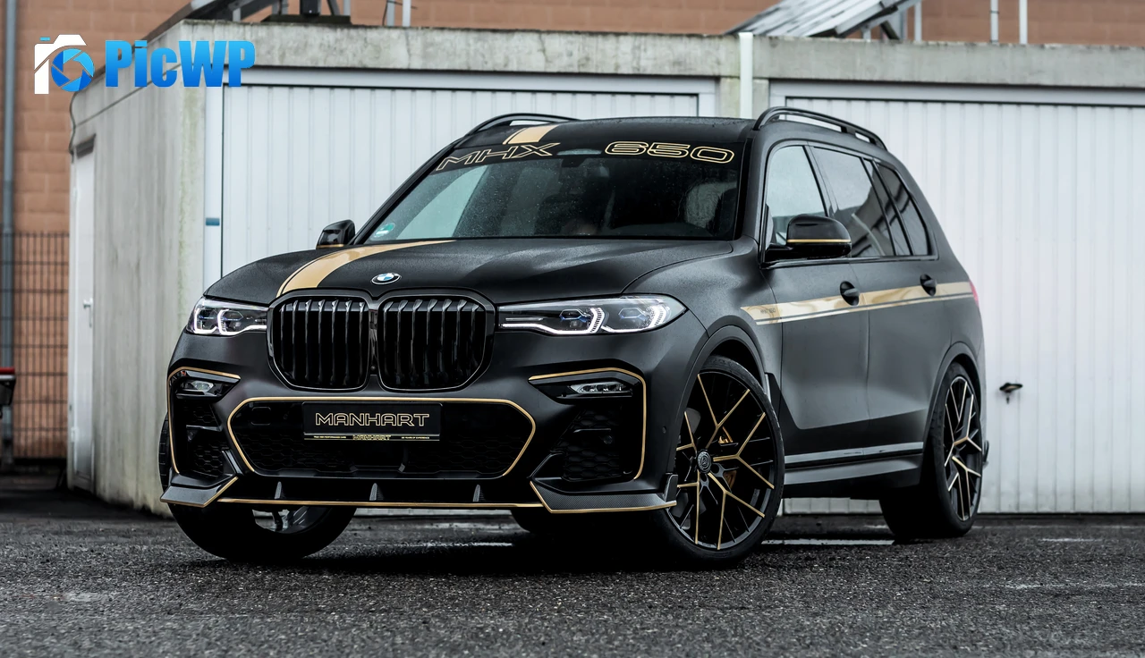 Manhart MHX7 650 BMW X7 M50i 6K PC Wallpaper