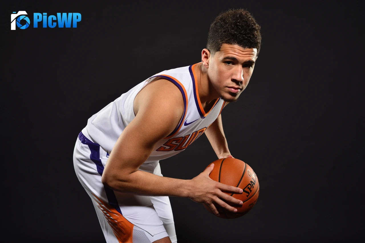 Devin Booker American 8K PC Wallpaper