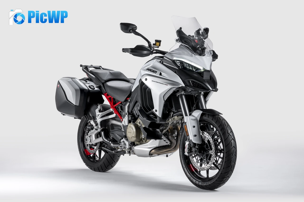 Ducati Multistrada V4 S 2022 4K PC Wallpaper
