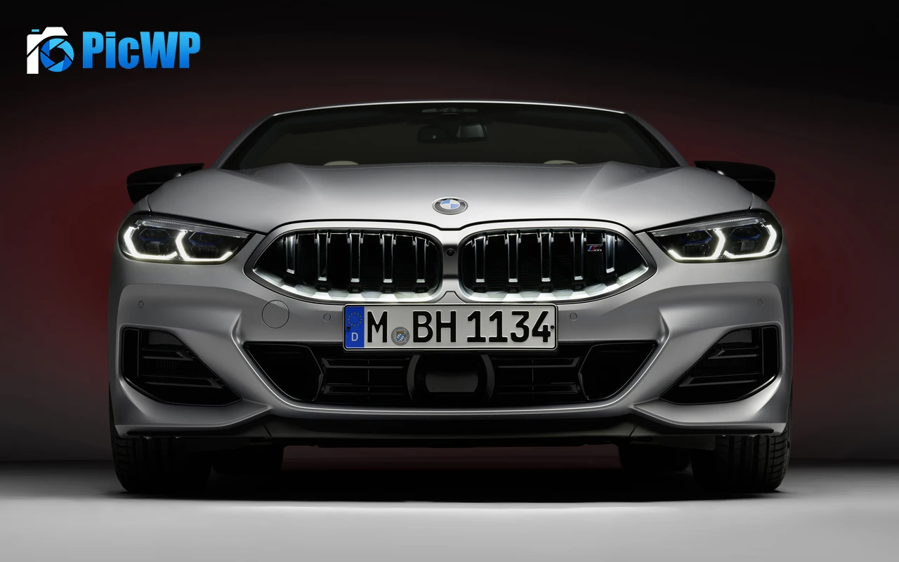 BMW M850i xDrive Cabrio 2022 8K PC Wallpaper