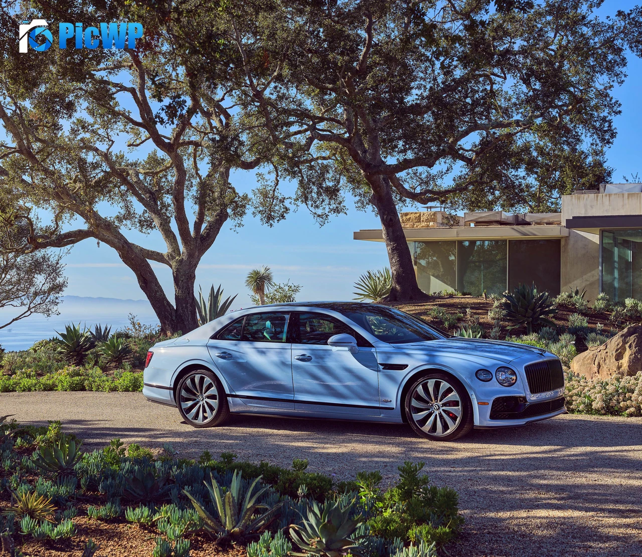 Bentley Flying Spur Hybrid Luxury cars 4K PC Wallpaper