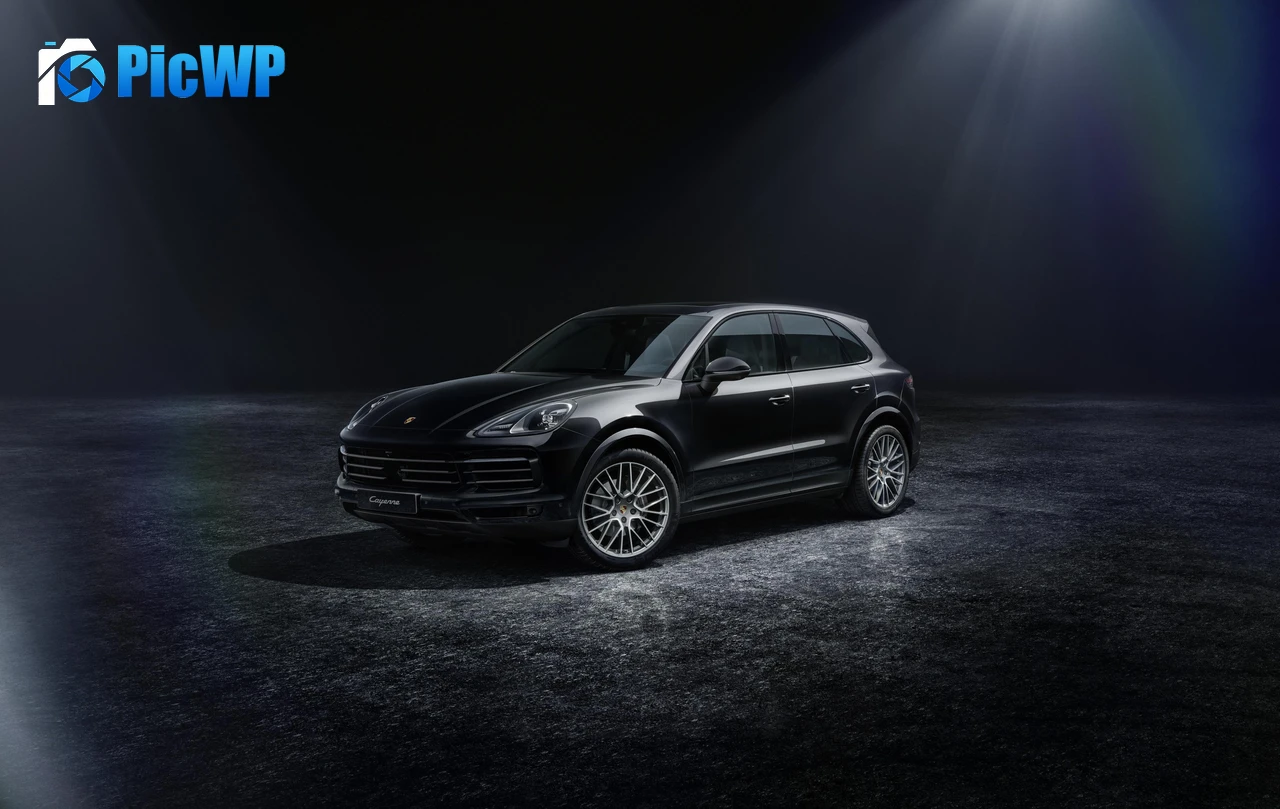 Porsche Cayenne Platinum Edition 4K PC Wallpaper