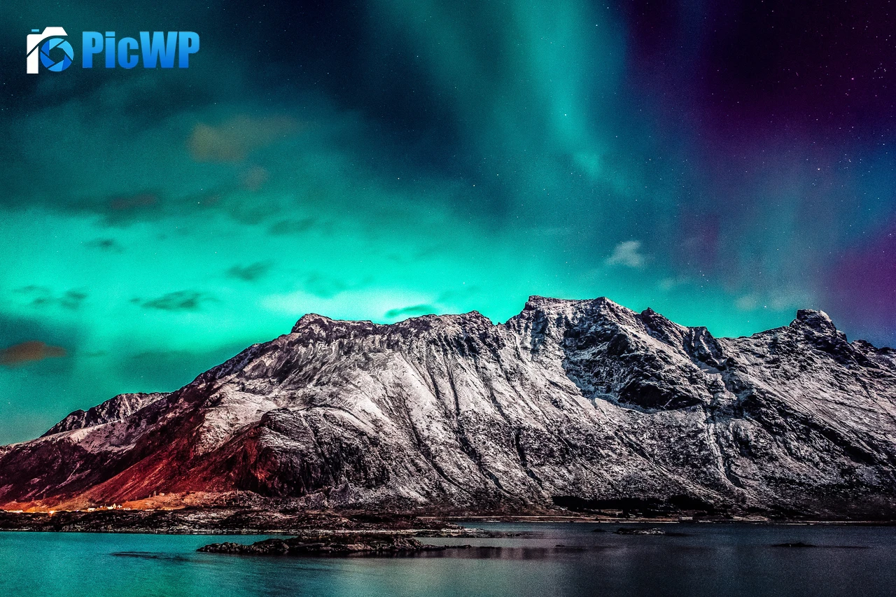 Nordic mountain range Aurora Borealis 5K PC Wallpaper