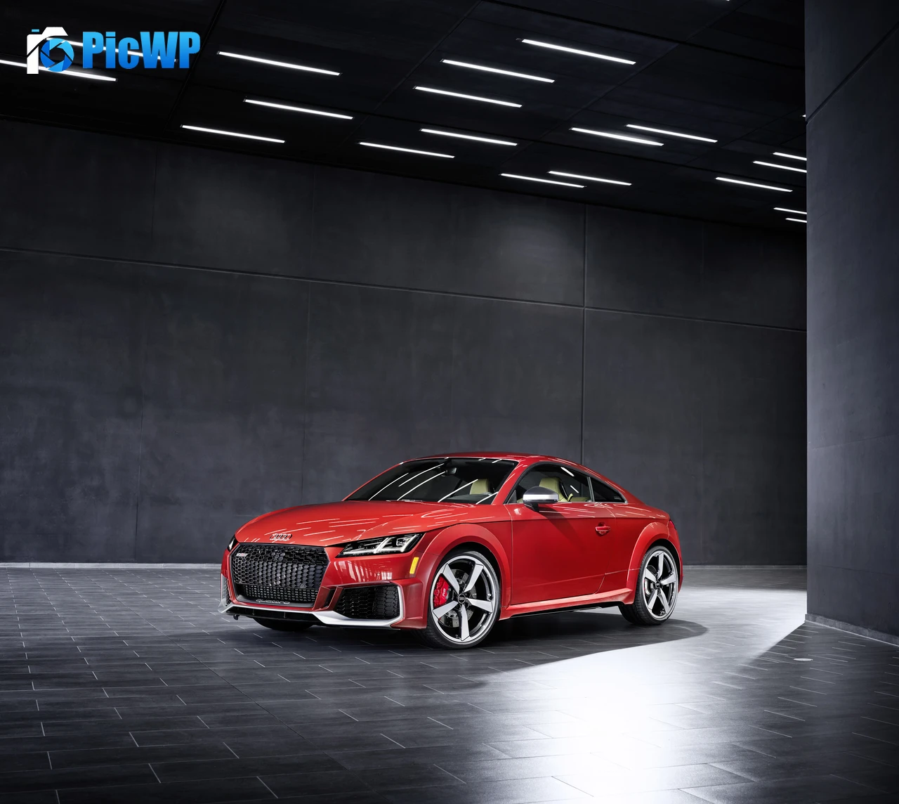 Audi TT RS Coupé 8K PC Wallpaper
