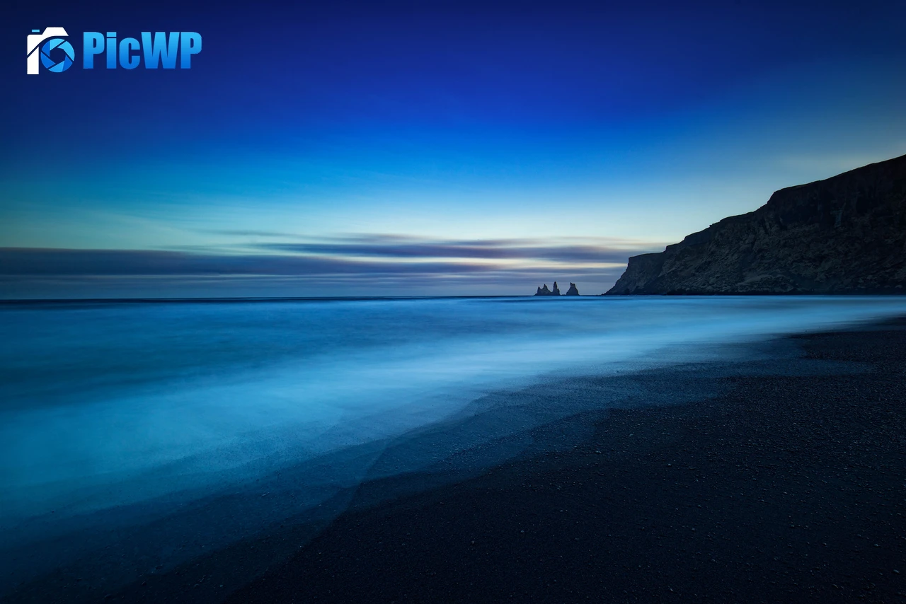 Reynisdrangar Iceland 8K PC Wallpaper