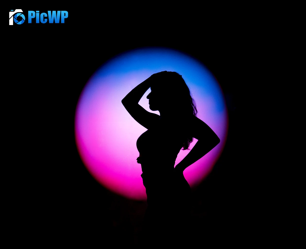 AMOLED Girl 6K PC Wallpaper