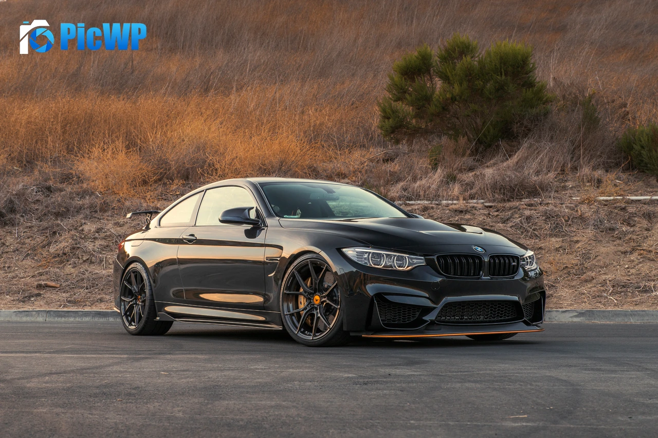 BMW F82 M4 6K PC Wallpaper