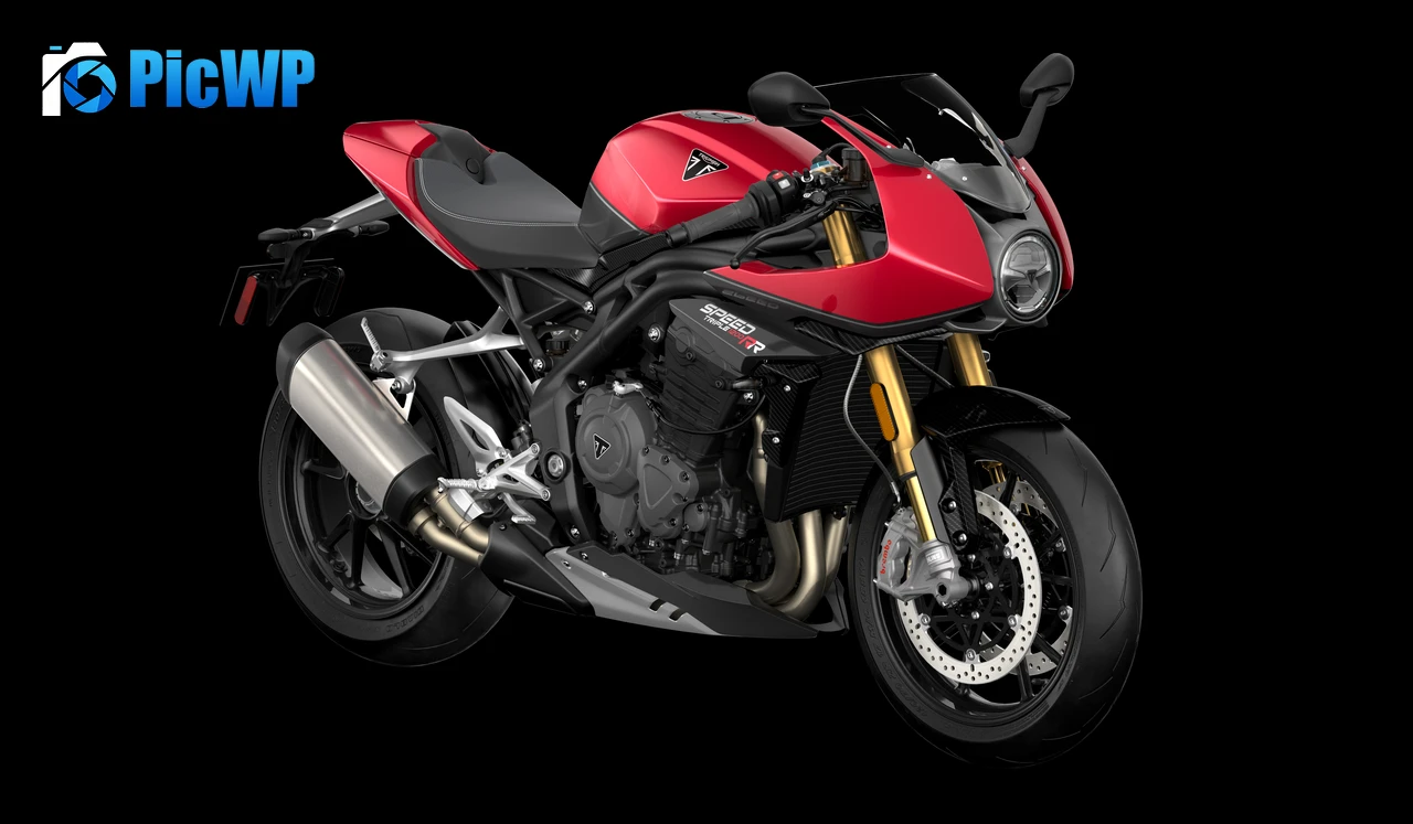 Triumph Speed Triple 1200RS 2021 6K PC Wallpaper