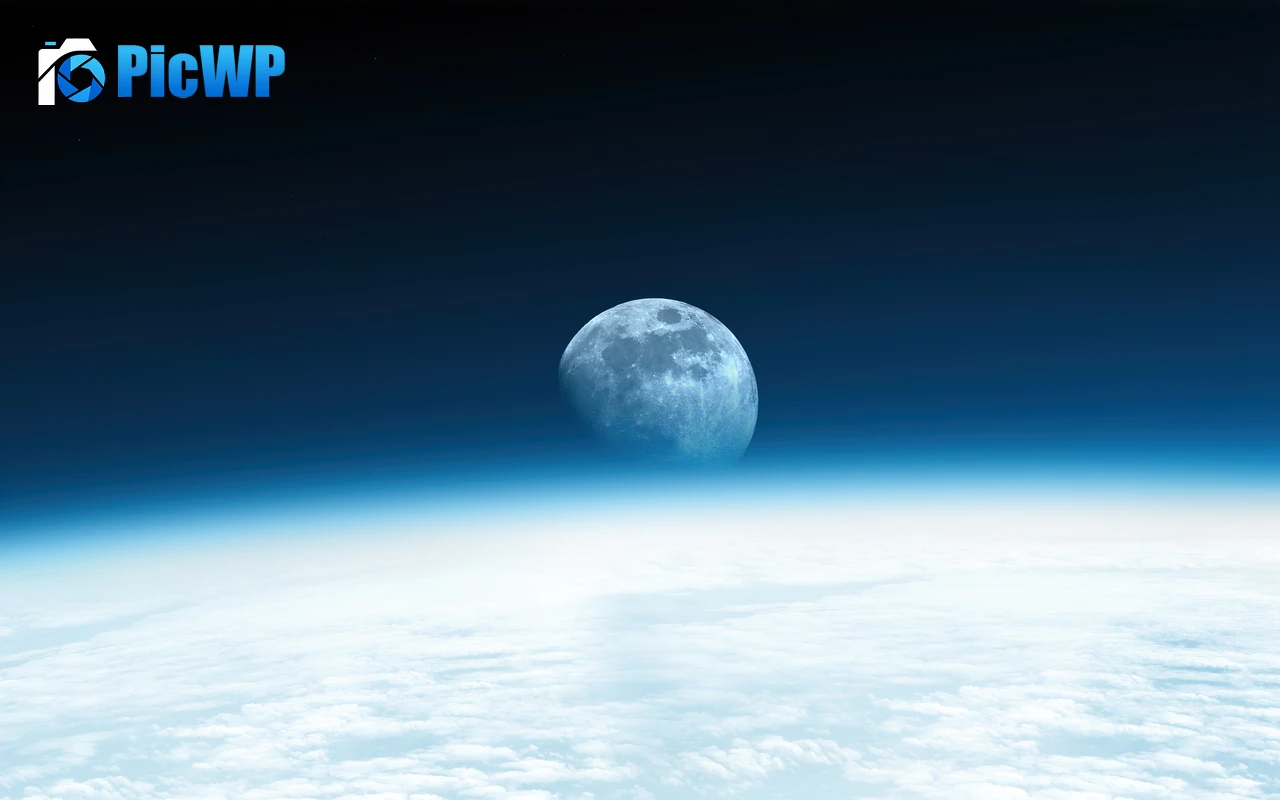 Moon Horizon 4K PC Wallpaper