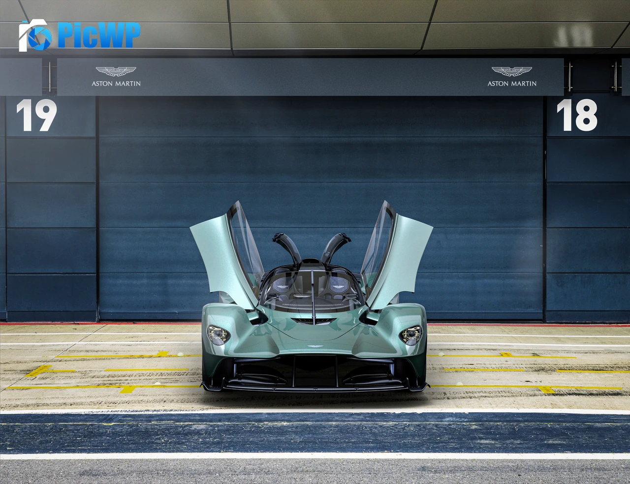 Aston Martin Valkyrie Spider Hypercars 5K PC Wallpaper
