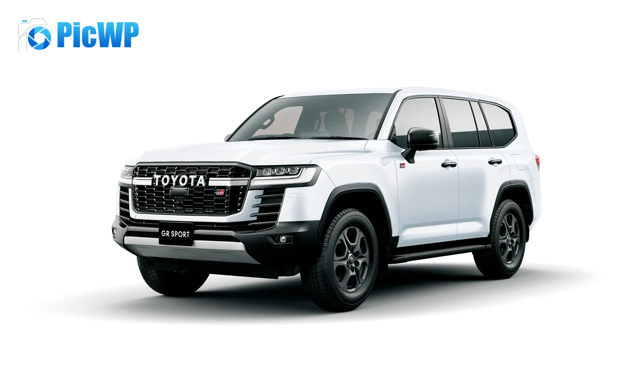 Toyota Land Cruiser GR Sport 2021 5K PC Wallpaper