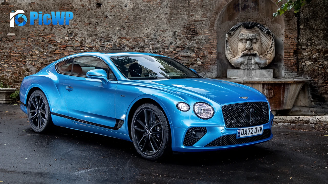 Bentley Continental GT Azure 6K PC Wallpaper