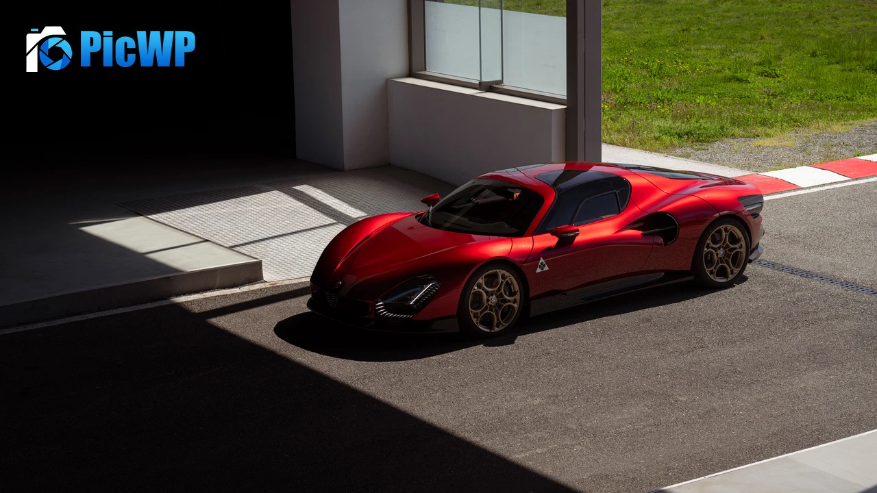 Alfa Romeo 33 Stradale Hanger 6K PC Wallpaper