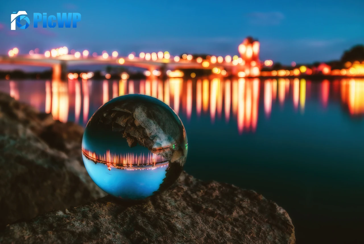 Crystal Ball Cityscape 4K PC Wallpaper