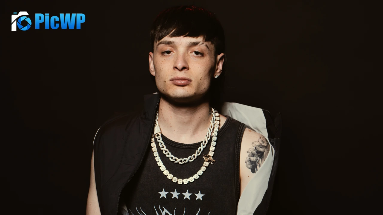 Peso Pluma Rapper 5K PC Wallpaper