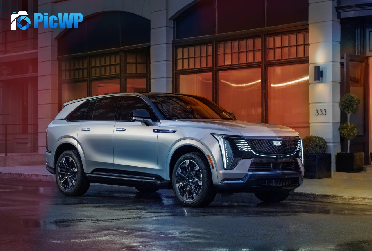 Cadillac Escalade iQ Sport Luxury EV 6K PC Wallpaper
