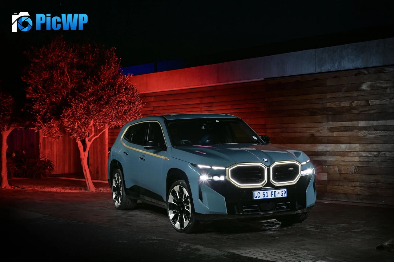 BMW XM Performance SUV 5K PC Wallpaper