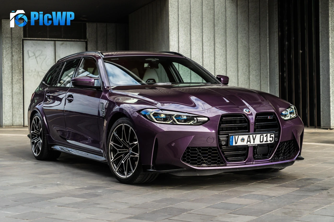 BMW M3 Competition Touring 2023 4K PC Wallpaper