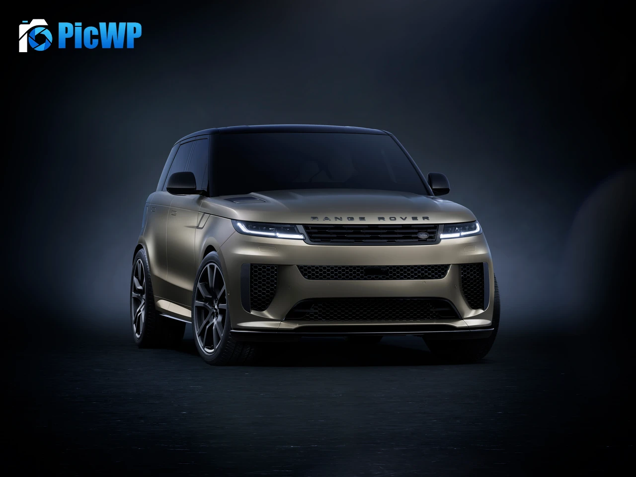 Range Rover Sport SV Luxury SUV 8K PC Wallpaper