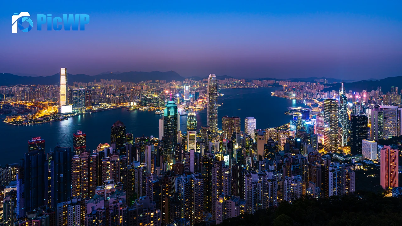 Victoria Harbour Hong Kong City Skyline 7K PC Wallpaper